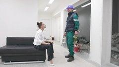 Rich bitch Wendy Moon has anal with a big dicked construction worker - movie 4 - 2