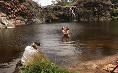 Entra entre bastidores y en el plató de "Desnudo en el Outback - movie 2 - 7