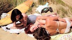 Chloe B watches surfer gurls Lily and Skye have hot lesbian sex! - movie 1 - 4