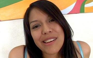 Herunterladen Pocahantas is a pov whore