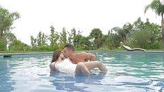 Jenna J Ross gets on all fours in the pool for a wet and wild fuck - movie 1 - 2