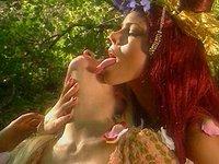 Fairy Lesbo Sex avec Keri Windsor et Alex Foxe - movie 2 - 3