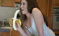 Toni James has a great time sucking a dick like a banana - movie 4 - 2