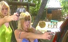 Rubias cachondas Hannah Harper y Brittney Skye - movie 3 - 2