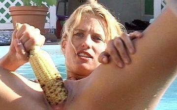 Download Loose anal whores stuff their holes with corn