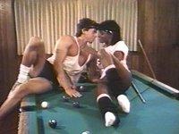 Ver ahora - A billiard table can be an amazing location for steamy interracial fucking