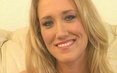 Kijk nu - Alana evans lets dudes have full access to her anus