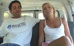 Kijk nu - Heidi miller lets a latin dude bang her on the los angeles freeway