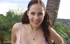 Guarda ora - Gianna michaels gives a poolside blowjob and has her tits covered in jizz